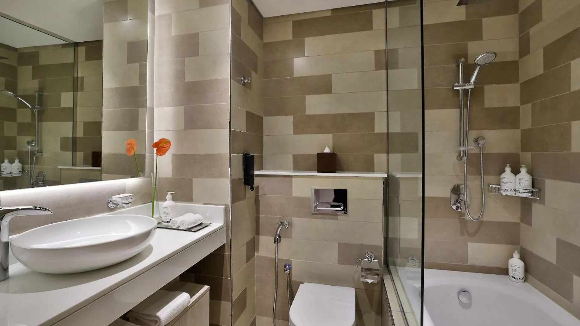 Nh Collection Dubai The Palm Otel